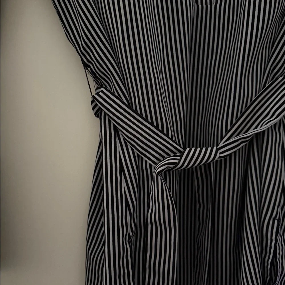 Notations Black White Striped Belted Blouse XL Roll Tab Sleeve - Picture 7 of 9